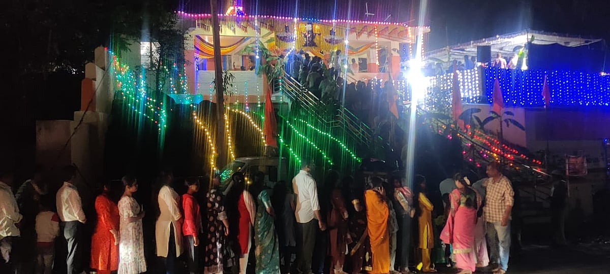 ಮಹಾಶಿವರಾತ್ರಿ: ಸೋಮೇಶ್ವರ ದೇವಾಲಯದಲ್ಲಿ ವಿಶೇಷ ಪೂಜೆ ಸಲ್ಲಿಕೆ