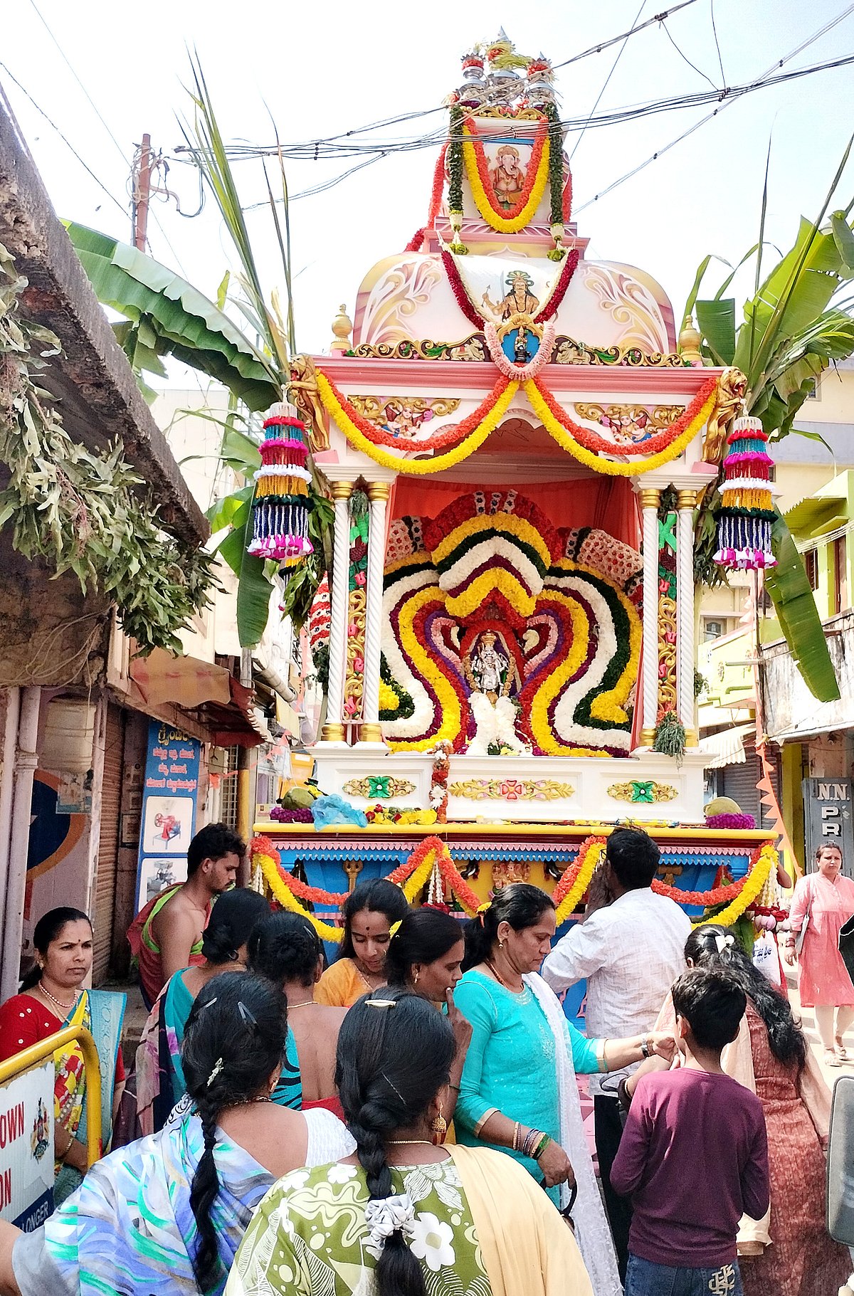 ನೆಲಮಂಗಲ: ರುದ್ರೇಶ್ವರ ಸ್ವಾಮಿ ರಥೋತ್ಸವ