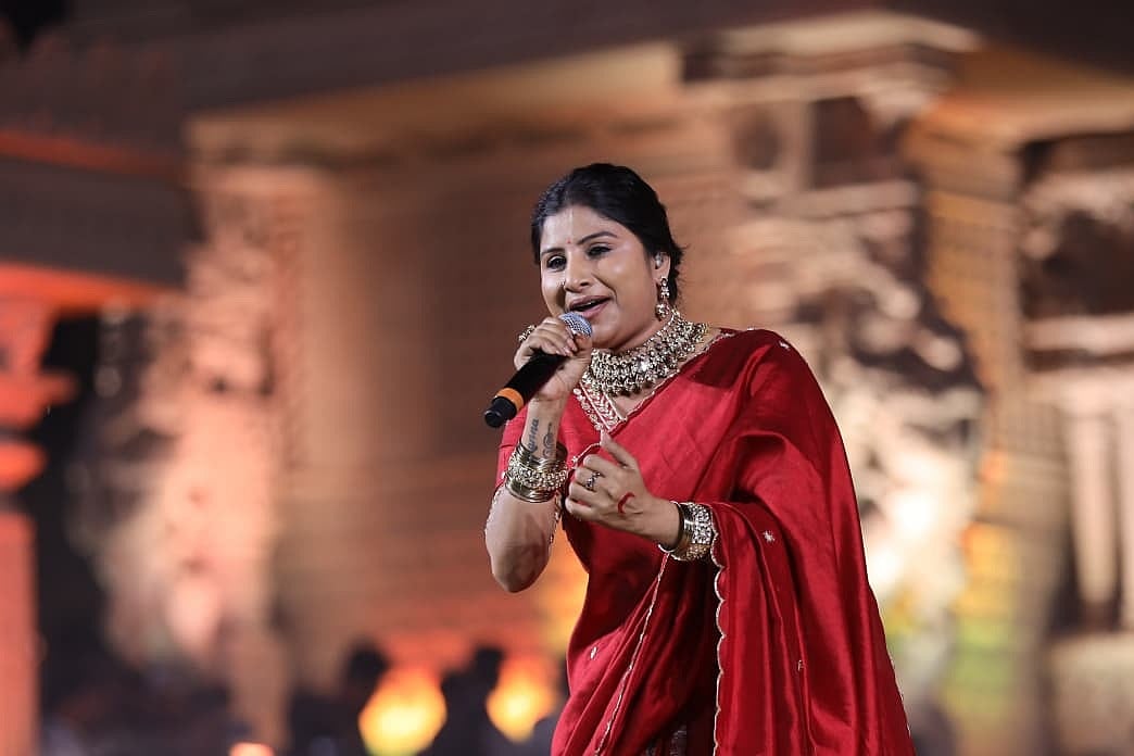 ಹಂಪಿ | ಮಂಗ್ಲಿ, ದೀಕ್ಷಿತ್ ಶಿವ ಸ್ತುತಿ, ಪ್ರೇಕ್ಷಕರಿಂದ ತಾಂಡವ ನೃತ್ಯ