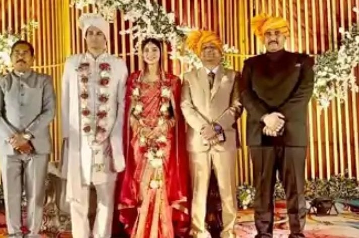 3ನೇ ಮದುವೆಯಾದ ಐಎಎಸ್‌ ಅಧಿಕಾರಿ: ವಿಚ್ಛೇದಿತ ಪತ್ನಿಯರು ಈಗ ಜಿಲ್ಲಾಧಿಕಾರಿಗಳು!