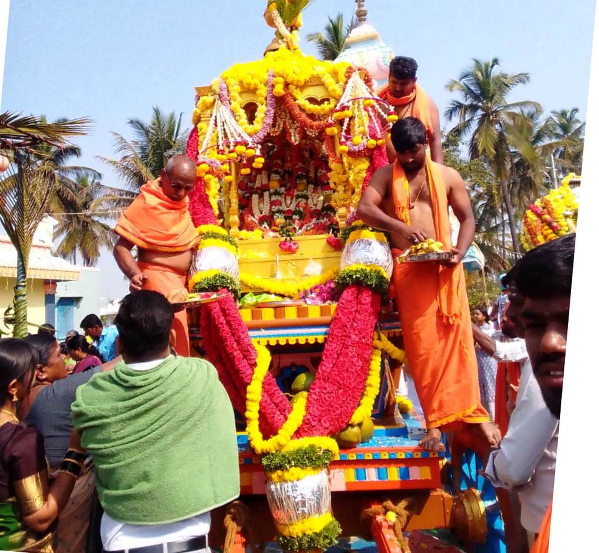 ಕಡೂರು: ಖಂಡುಗದಹಳ್ಳಿ ಸೋಮೇಶ್ವರ ಸ್ವಾಮಿಯ ರಥೋತ್ಸವ
