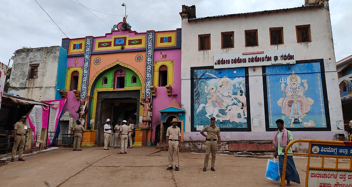 ರಾಣೆಬೆನ್ನೂರು | ದೇವರಗುಡ್ಡ ದೇವಸ್ಥಾನ: ಠಾಣೆ ಮೆಟ್ಟಿಲೇರಿದ ಸಮಿತಿ