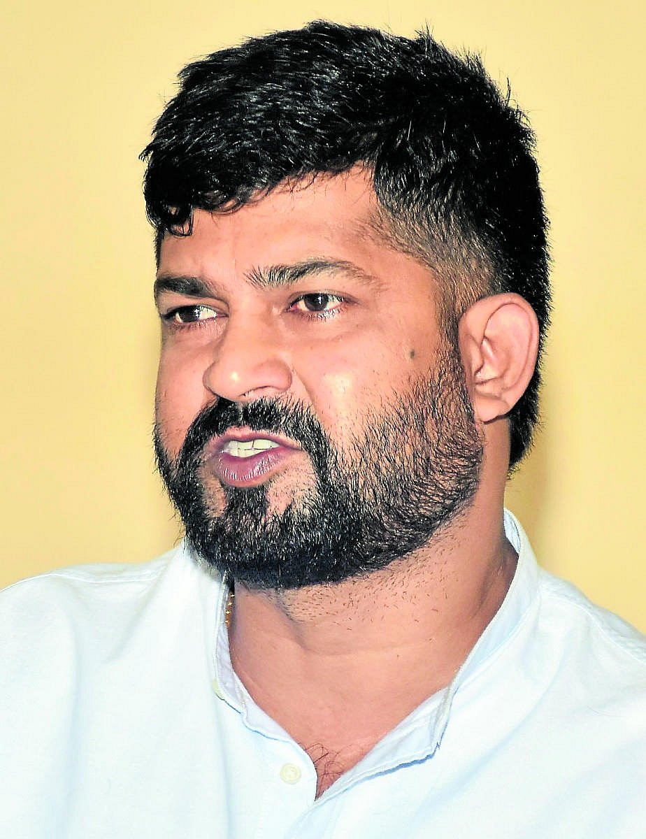ಕೋಮು ದಳ್ಳುರಿಗೆ ಖರ್ಗೆ ಪ್ರಚೋದನೆ: ಪ್ರತಾಪ ಸಿಂಹ ಆರೋಪ