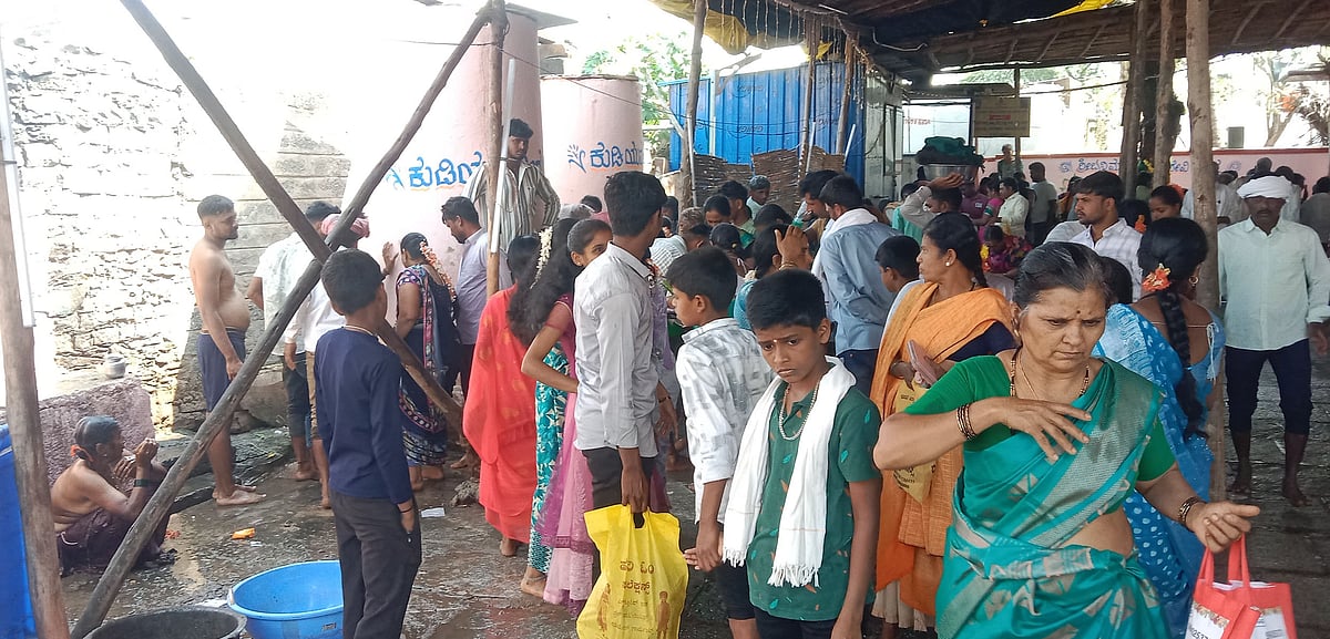 ಕುರುವತ್ತಿ ಜಾತ್ರೆಯಲ್ಲಿ ಸೌಲಭ್ಯಗಳ ಕೊರತೆ: ಭಕ್ತರ ಅಸಮಾಧಾನ