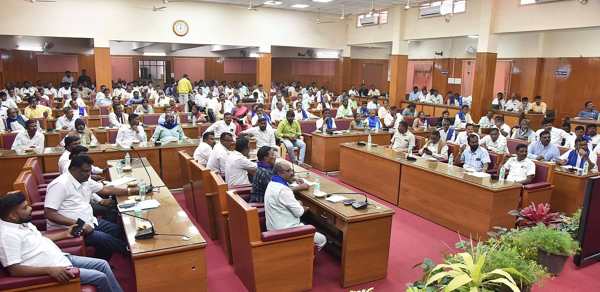 ತುಮಕೂರು | ಅರಣ್ಯದಿಂದ ಪರಿಶಿಷ್ಟರ ಒಕ್ಕಲೆಬ್ಬಿಸಬೇಡಿ ಎಲ್.ಮೂರ್ತಿ ಆಗ್ರಹ