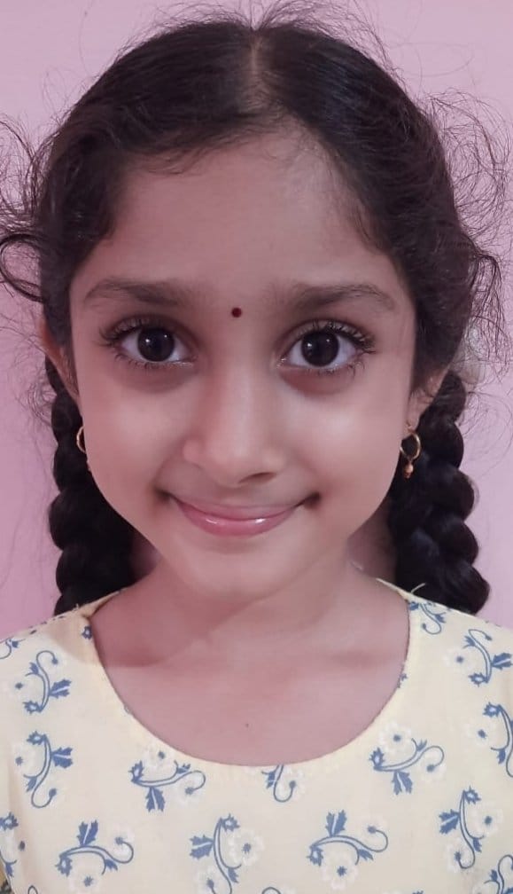 ವಿದ್ಯಾರ್ಥಿನಿ ಗಾನವಿ