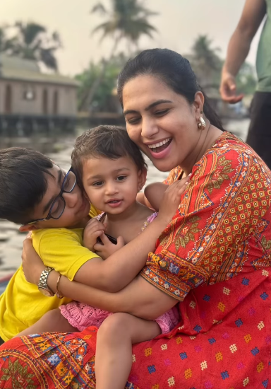 ಮಕ್ಕಳ ಜತೆ ಸೋನು ಗೌಡ