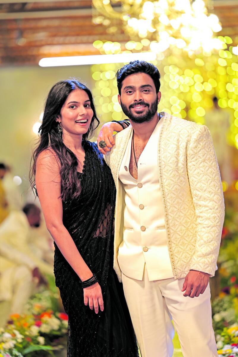 ಗೋಪಿಕಾ ಸುರೇಶ್, ಹೇಮಂತ್ ಕುಮಾರ್ 