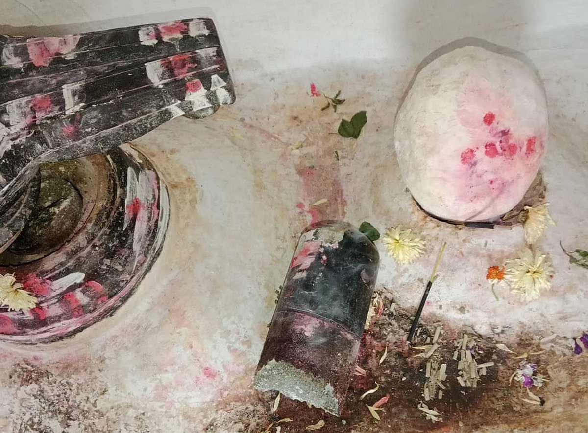 ಮುಂಡರಗಿ: ಈಶ್ವರ, ಬಸವಣ್ಣನ ಮೂರ್ತಿಗಳಿಗೆ ಹಾನಿ