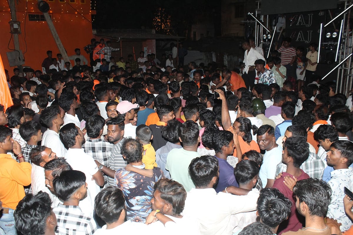 ಬಾಗಲಕೋಟೆ | ಶಿವಾಜಿ ಮೆರವಣಿಗೆ ವೇಳೆ ಕಲ್ಲು ತೂರಾಟ ಮಾಡಿದವರ ಬಂಧನಕ್ಕೆ ಆಗ್ರಹ