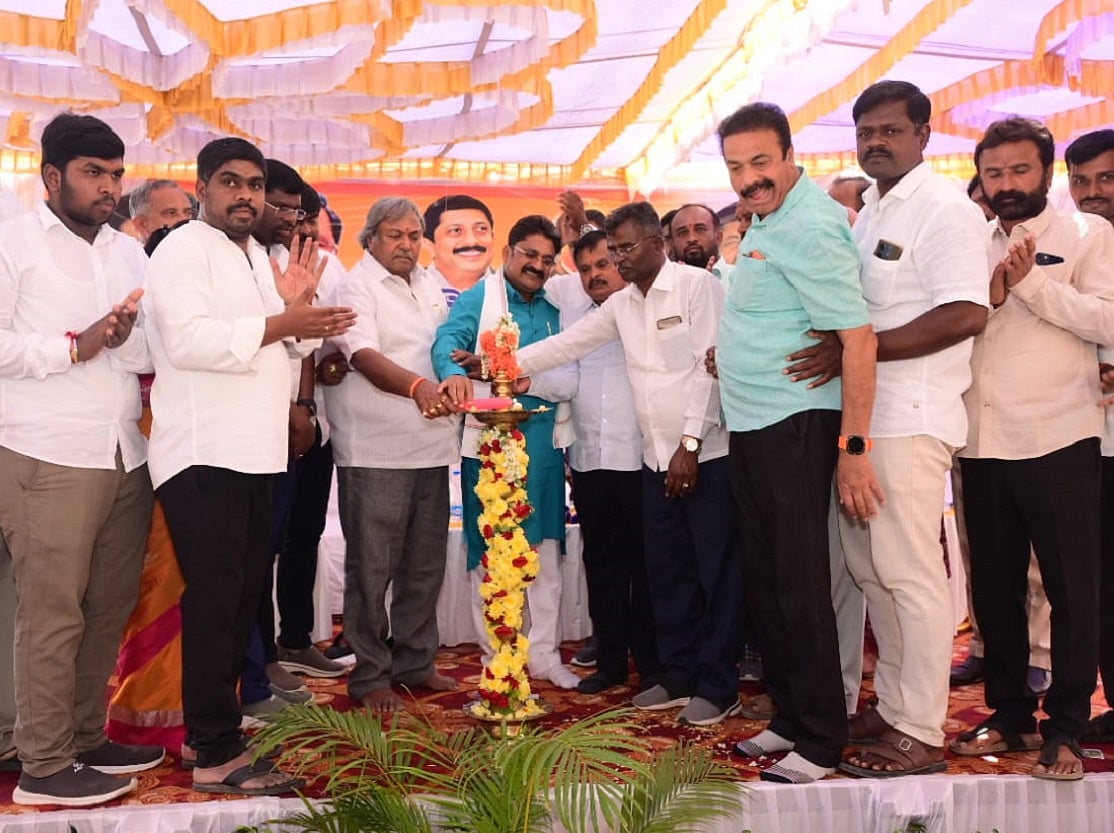 6 ತಿಂಗಳಲ್ಲಿ 1,300 ನಿವೇಶನ ವಿತರಣೆ:  ಶಾಸಕ ಎಸ್‌ಎನ್‌ಎನ್‌ ಚಾಲನೆ

