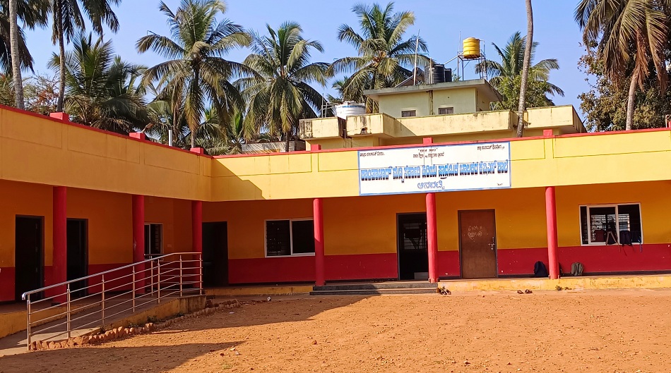 ಆನವಟ್ಟಿಯ ಶಾಂತಾಚಾರ್‌ ಮಡ್ಡಿ ಸರ್ಕಾರಿ ಹಿರಿಯ ಪ್ರಾಥಮಿಕ ಶಾಲೆ (ಕೆಪಿಎಸ್‌)