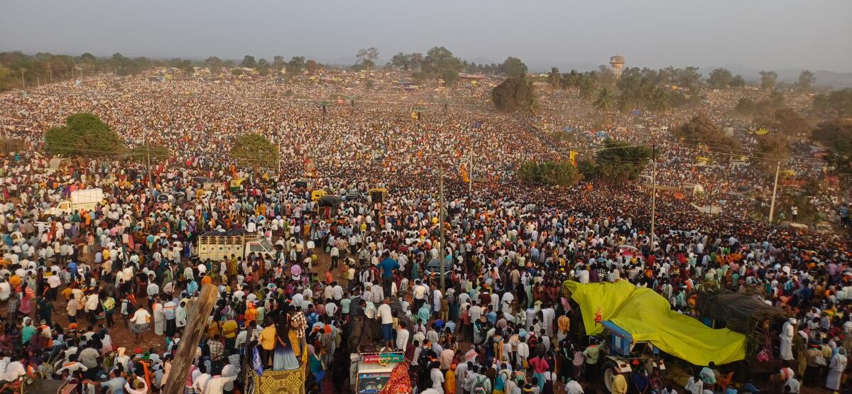 ಹೂವಿನಹಡಗಲಿ ತಾಲ್ಲೂಕು ಮೈಲಾರಲಿಂಗೇಶ್ವರ ದೇವಸ್ಥಾನದಲ್ಲಿ  ನಡೆದ ಕಾರ್ಣಿಕೋತ್ಸವ