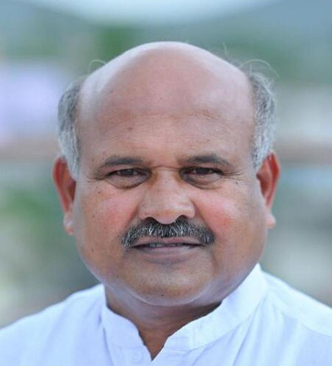 ಬಾಗಲಕೋಟೆಯಲ್ಲಿ ಕಲ್ಲು ತೂರಾಟ | ಶಾಂತಿ‌ ಸಭೆಗೆ ಮುಸ್ಲಿಂ ಮುಖಂಡರು ಗೈರು: ಆರೋಪ