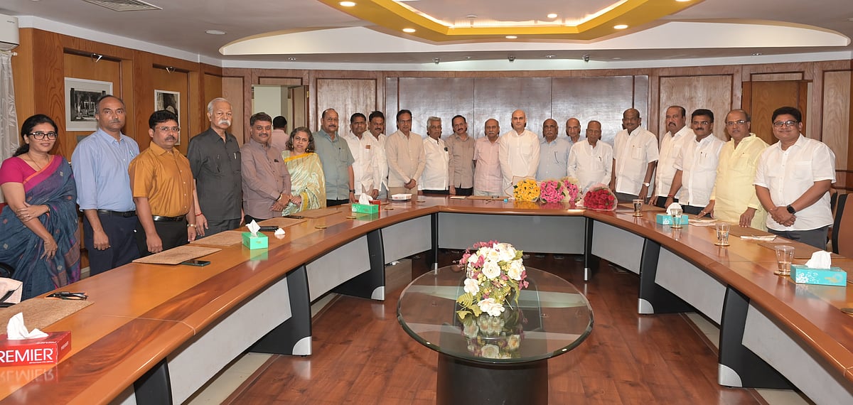 ಯುವ ನಾಯಕ  ಅಮಿತ ಕೋರೆ ಕೈಗೆ ಕೆಎಲ್‌ಇ ಸಂಸ್ಥೆ 