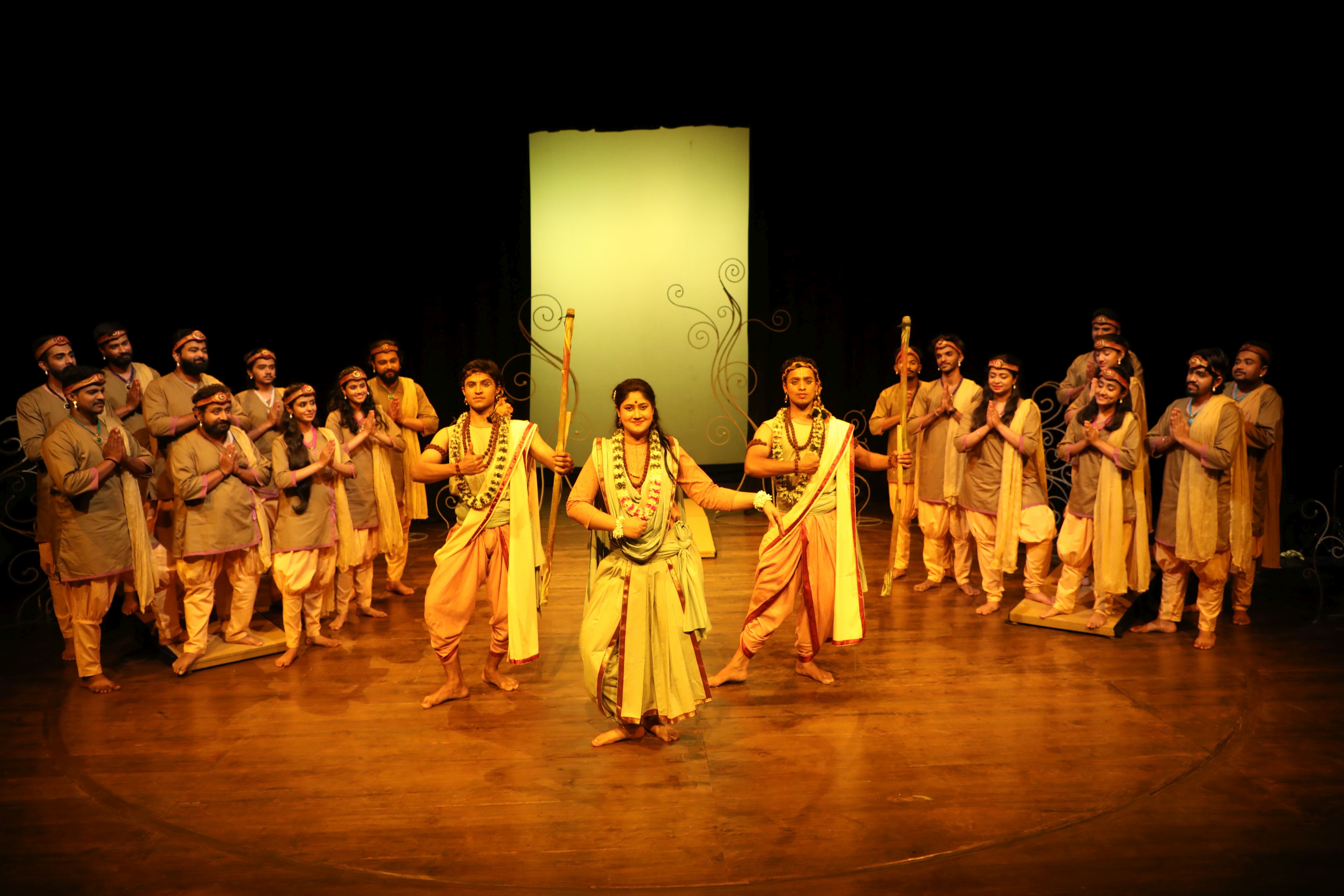 ಕಲಬುರಗಿ ನಾಟಕೋತ್ಸವದಲ್ಲಿ ಪ್ರದರ್ಶನಗೊಳ್ಳಲಿರುವ ‘ಕಾಮರೂಪಿಗಳ್’ ನಾಟಕದ ದೃಶ್ಯ