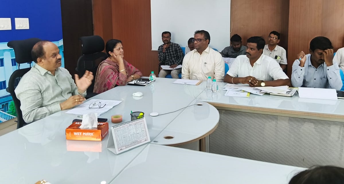 ಎತ್ತಿನಹೊಳೆ: ಭೂಸ್ವಾಧೀನ ಚುರುಕುಗೊಳಿಸಿ; ಜಿಲ್ಲಾಧಿಕಾರಿ ಎಂ.ಆರ್.ರವಿ ಸೂಚನೆ