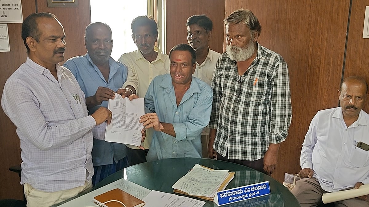 ವಿದ್ಯುತ್ ಚಿತಾಗಾರ ನಿರ್ಮಾಣಕ್ಕೆ ಪೌರಾಯುಕ್ತರಿಗೆ ಮನವಿ