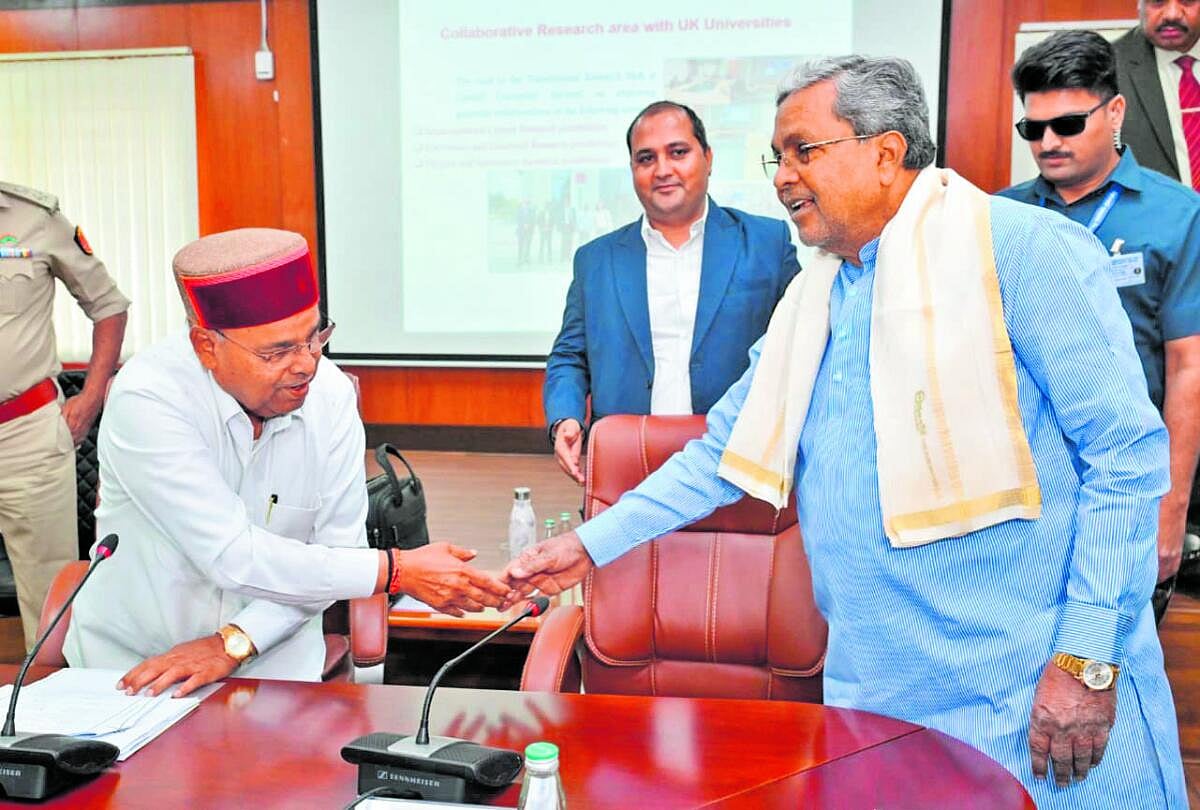 ವಿಶ್ವವಿದ್ಯಾಲಯಗಳ ಕುಲಪತಿಗಳ ಸಮಾವೇಶದಲ್ಲಿ ಸಿಎಂ ಸಿದ್ದರಾಮಯ್ಯ