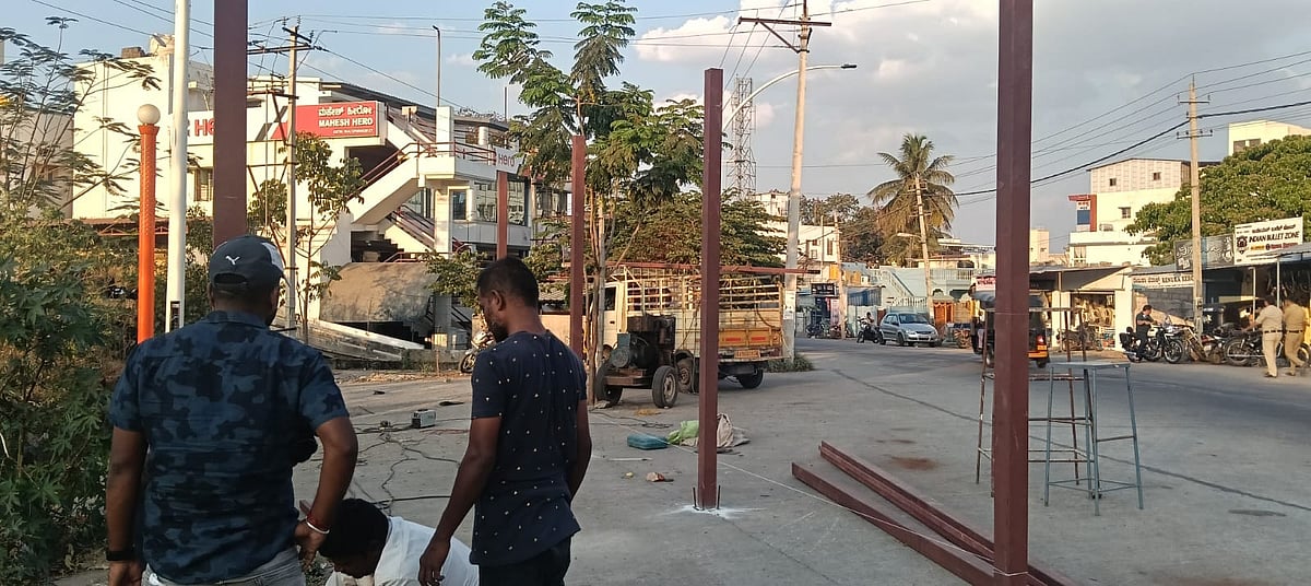 ಚಿತ್ರದುರ್ಗ | ತಿಪ್ಪೆ ಪಕ್ಕ ಮಳಿಗೆ; ನಗರಸಭೆಯಿಂದಲೇ ನಿಯಮ ಉಲ್ಲಂಘನೆ