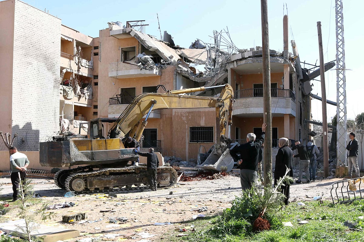 ಲೆಬನಾನ್‌: ಇಸ್ರೇಲ್‌ ದಾಳಿ, 12 ಮಂದಿ ಸಾವು