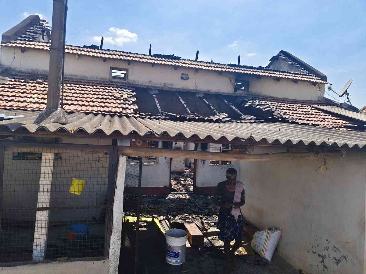 ಪ್ರೇಮ ವಿವಾಹ: ಅಳಿಯನ ಮನೆಗೆ ಬೆಂಕಿ ಹಚ್ಚಿದ ಮಾವ