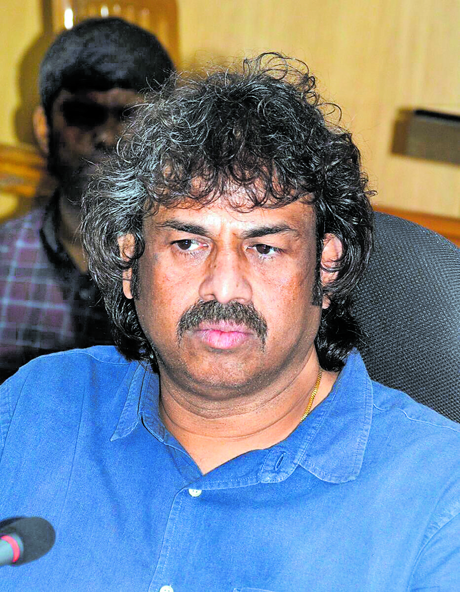 ಮಧು ಬಂಗಾರಪ್ಪ ಸಚಿವ ಶಾಲಾ ಶಿಕ್ಷಣ ಮತ್ತು ಸಾಕ್ಷರತೆ ಇಲಾಖೆ