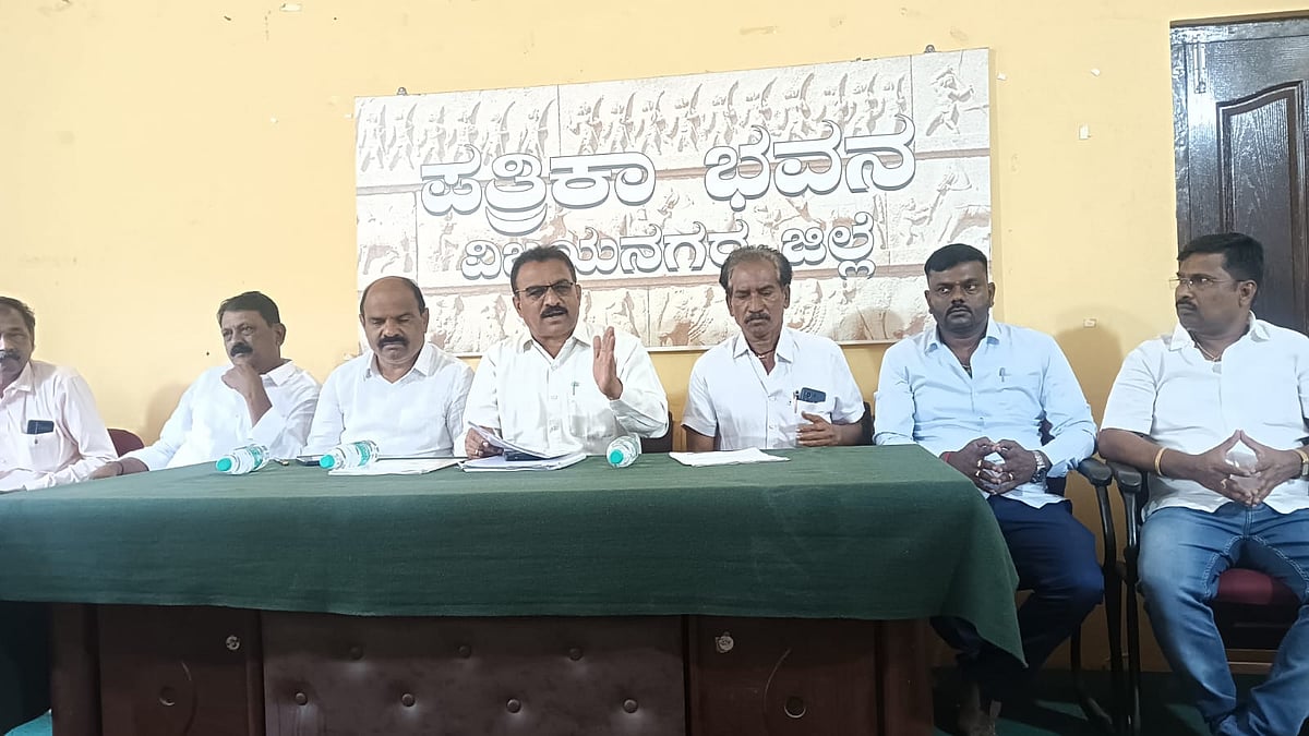 ರಾಜ್ಯದಲ್ಲಿ ಶೇ 40ರಷ್ಟು ಶಾಸಕರು ಕಮಿಷನ್‌ ದಂಧೆಕೋರರು: ಆರ್.ಮಂಜುನಾಥ್‌ ಆರೋಪ