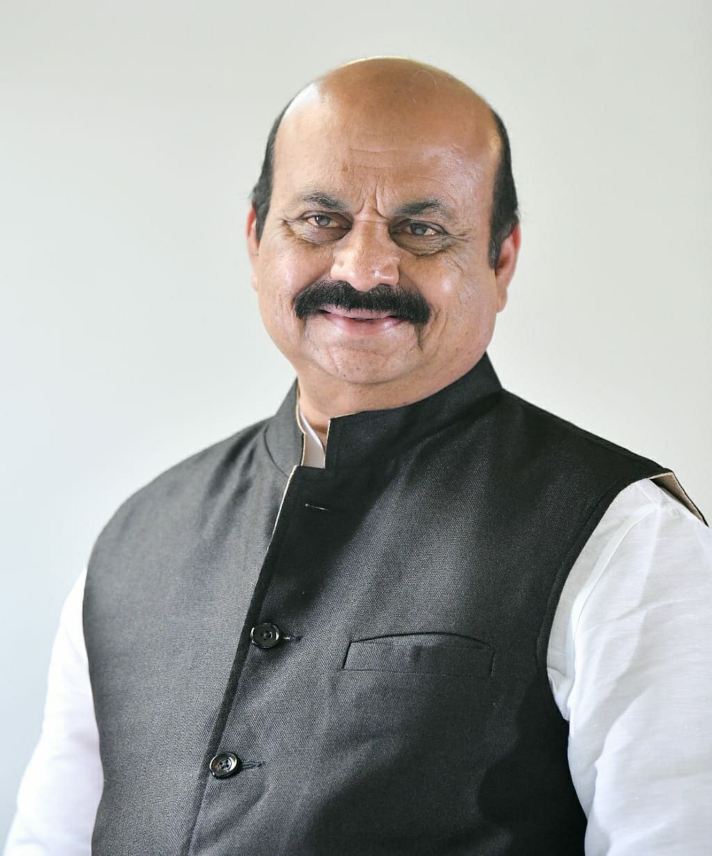 ಶಾಸಕ ಚಂದ್ರು ಲಮಾಣಿ ವಿರುದ್ಧ ಷಡ್ಯಂತ್ರ: ಬೊಮ್ಮಾಯಿ 