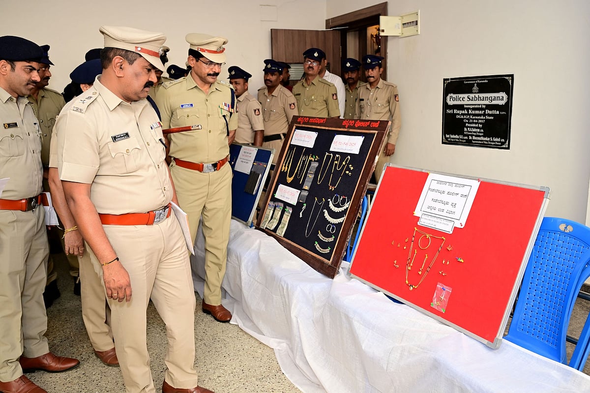 ₹ 70 ಲಕ್ಷ ಮೌಲ್ಯದ ಸ್ವತ್ತು ಜಪ್ತಿ: ಐದು ಪ್ರಕರಣ ಭೇದಿಸಿದ ಜಿಲ್ಲಾ ಪೊಲೀಸರು