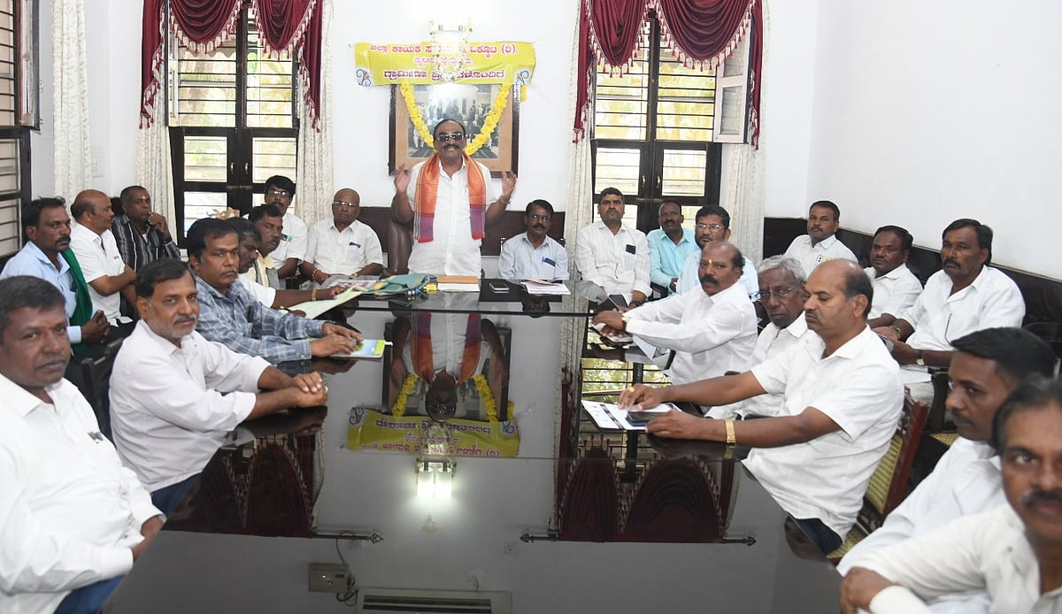 ಸಮುದಾಯದ ಏಳ್ಗೆಗೆ ಒಂದಾಗಿ: ಪುಟ್ಟಸಿದ್ದಶೆಟ್ಟಿ 
