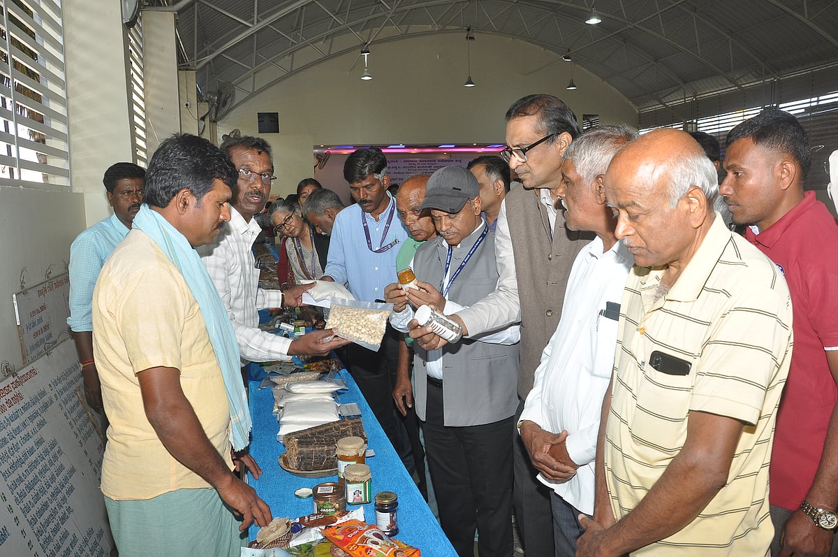 ತೋವಿನಕೆರೆ: ಹುಣಸೆ ತಳಿಗಳ ನೋಂದಣಿಗೆ ಸಲಹೆ