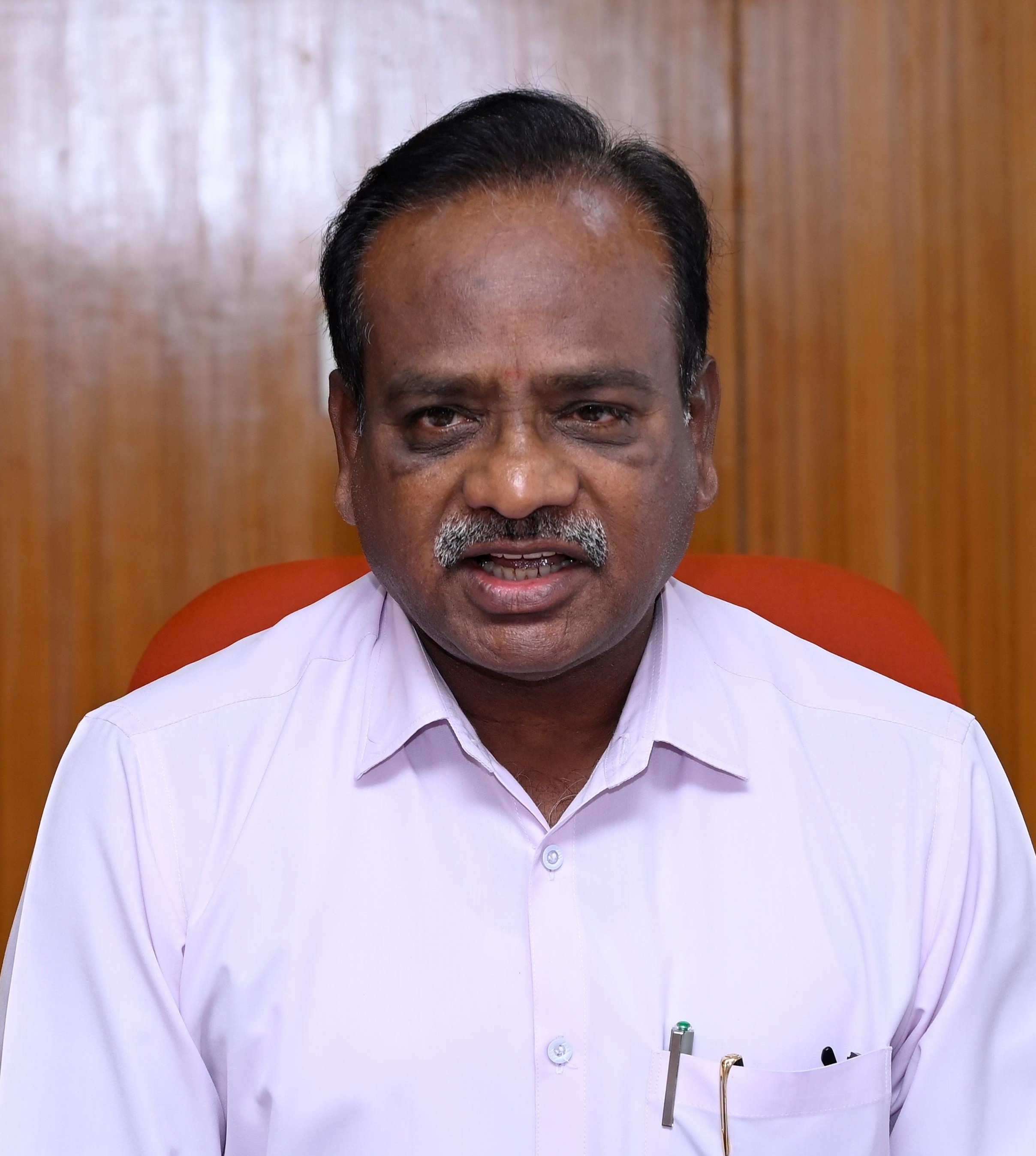 ಪ್ರೊ.ಡಿ.ವಿ.ಪರಮಶಿವಮೂರ್ತಿ