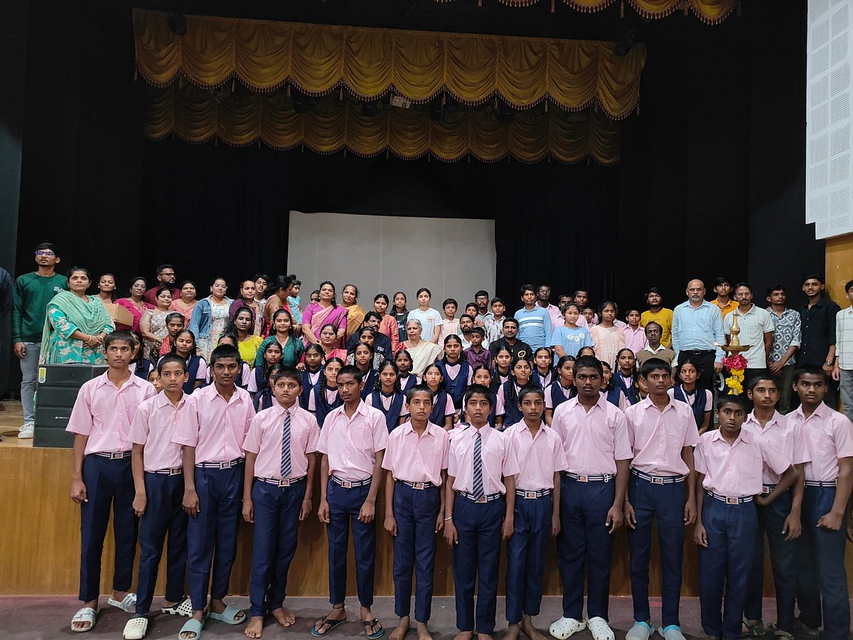 ಗೌರಿಬಿದನೂರು: ವಿದ್ಯಾರ್ಥಿಗಳಿಗೆ ಖಗೋಳಶಾಸ್ತ್ರ ಅರಿವು