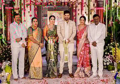 ದುಷ್ಯಂತ್ ಅವರು ಮಾಜಿ ಸಂಸದ ಮುದ್ದಹನುಮೇಗೌಡ ಅವರ ಪುತ್ರಿ ರಚನಾ ಅವರ ಜತೆ ದಾಂಪತ್ಯ ಜೀವನಕ್ಕೆ ಕಾಲಿಡಲಿದ್ದಾರೆ. 