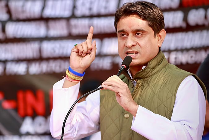 AI ಶೃಂಗಸಭೆಯಲ್ಲಿ ಪ್ರತಿಭಟನೆ: ಯುವ ಕಾಂಗ್ರೆಸ್‌ ಅಧ್ಯಕ್ಷ ಉದಯ್ ಭಾನು ಬಂಧನ