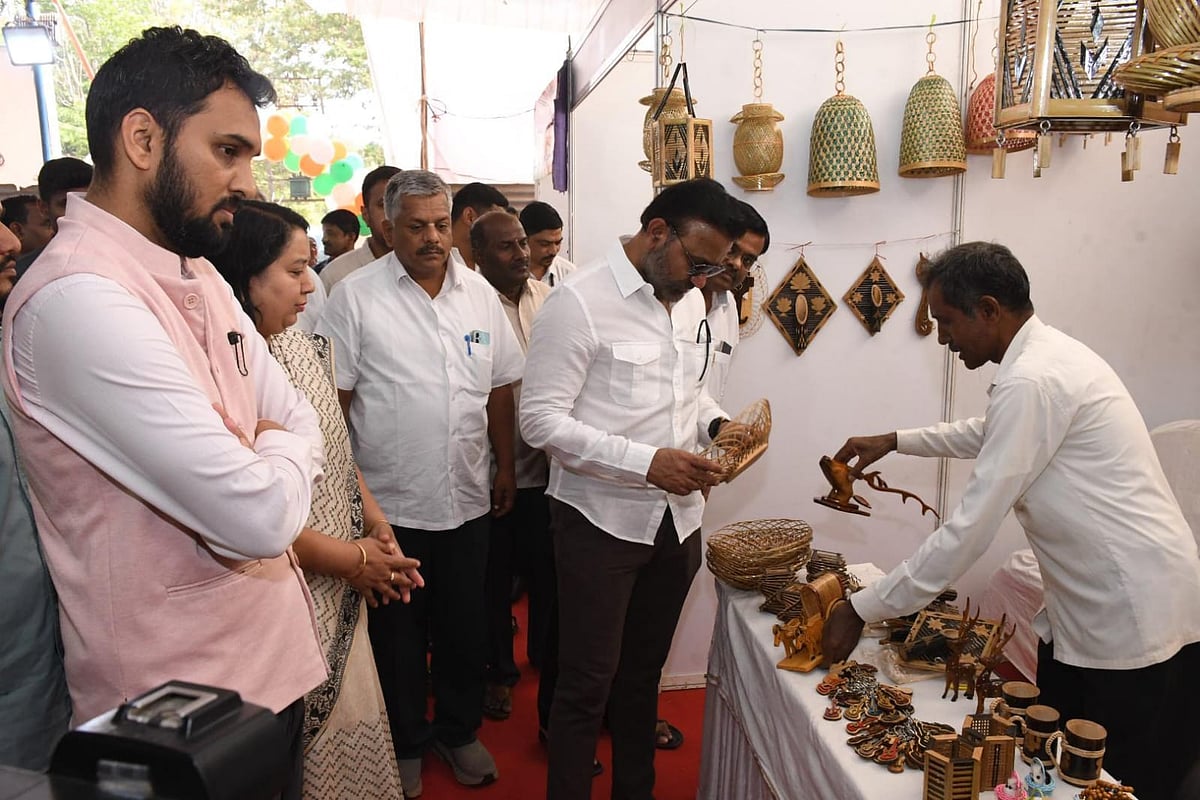 ಧಾರವಾಡ | ಉದ್ಯೋಗ ಮೇಳ ಸದ್ಬಳಕೆ ಮಾಡಿಕೊಳ್ಳಿ–ಸಂತೋಷ ಲಾಡ್