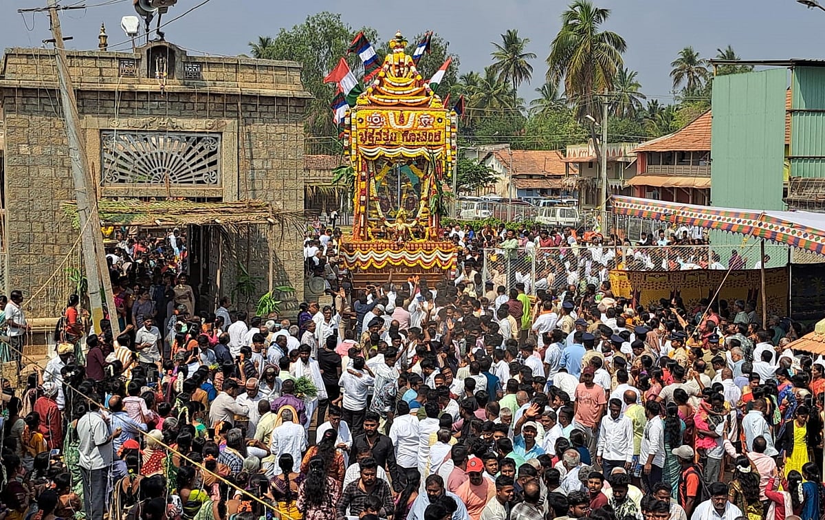 ಲಕ್ಷ್ಮೀ ನಾರಾಯಣ ಬ್ರಹ್ಮ ರಥೋತ್ಸವ ಸಂಭ್ರಮ