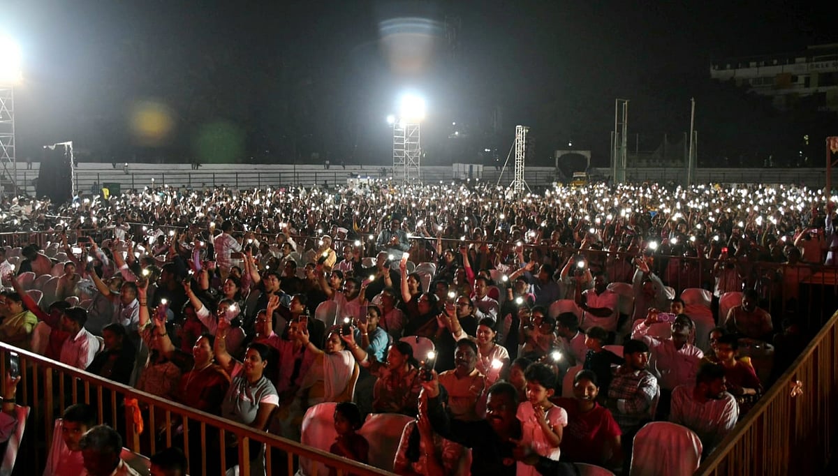 ಕುಂದಾನಗರಿಯಲ್ಲಿ ಅದ್ದೂರಿ ಸಂಗೀತ ವೈಭವ: ಕುಣಿದು ಕುಪ್ಪಳಿಸಿದ ಯುವಸಮೂಹ