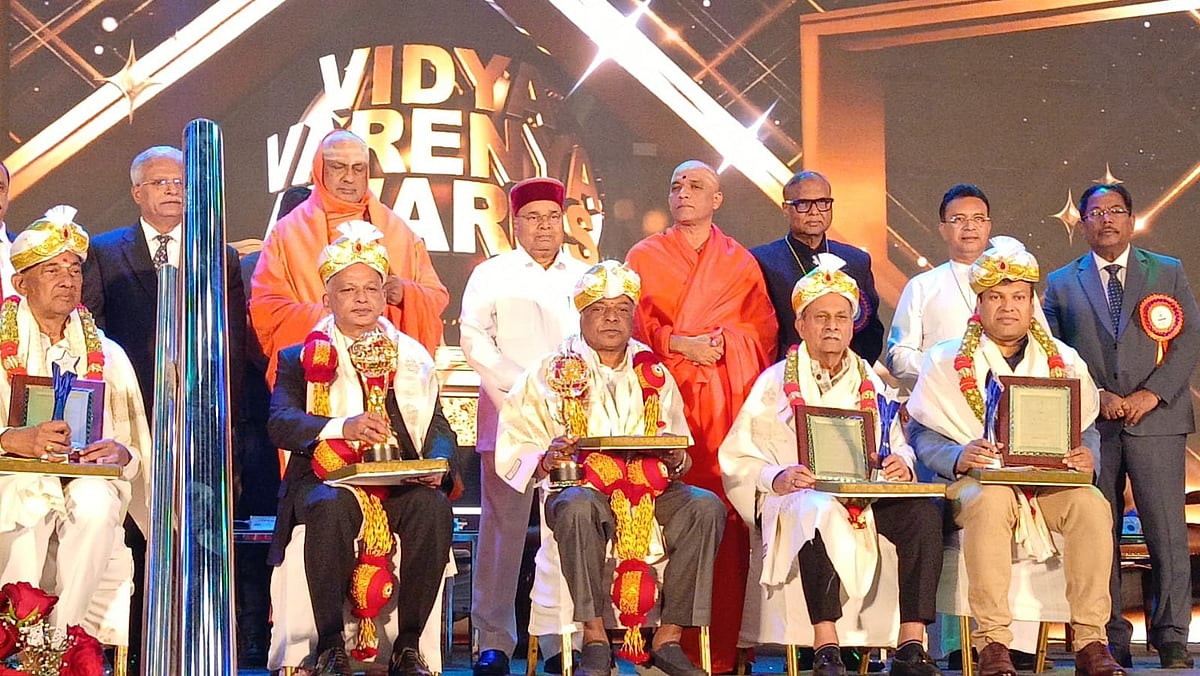 ತಂತ್ರಜ್ಞಾನ, ಡಿಜಿಟಲ್‌ ವ್ಯವಸ್ಥೆಯಲ್ಲಿ ಕರ್ನಾಟಕ ಮುಂಚೂಣಿಯಲ್ಲಿದೆ: ಗೆಹಲೋತ್‌ 