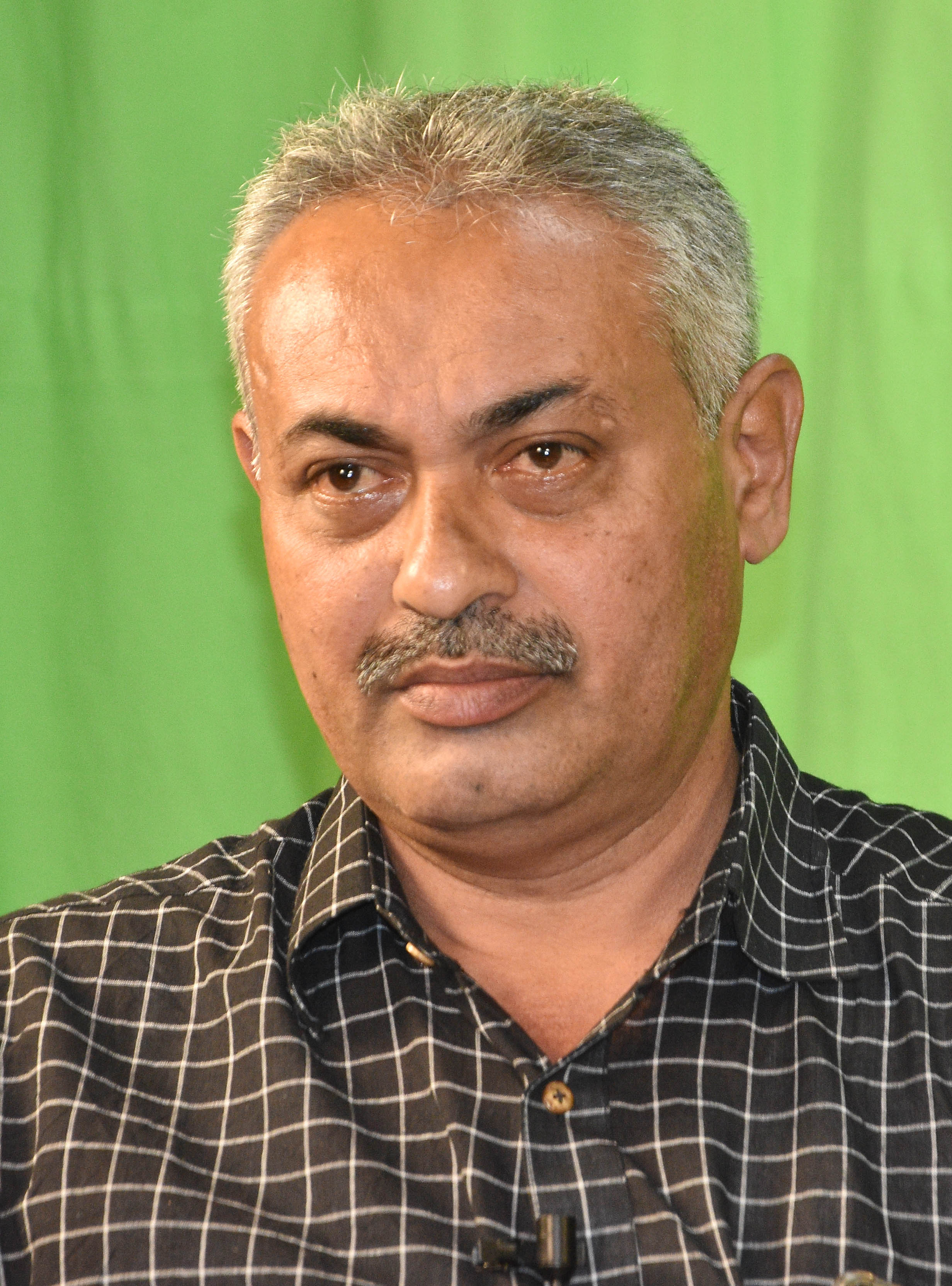 ಅಖಿಲೇಶ್‌ ಚಿಪ್ಪಳಿ