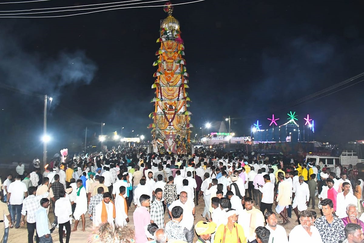 ಕಲಬುರಗಿ | ಭೋಜಲಿಂಗೇಶ್ವರ ರಥೋತ್ಸವ ಸಡಗರ: ಧರ್ಮಸಭೆಯಲ್ಲಿ ಮೇಳೈಸಿದ ಸಂಭ್ರಮ