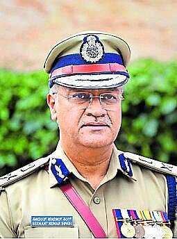 ಪಾಸ್‌ಪೋರ್ಟ್ ಅರ್ಜಿ ಪರಿಶೀಲನೆ ಬಾಡಿವೋರ್ನ್‌ ಕ್ಯಾಮೆರಾ ಕಡ್ಡಾಯ: ಸೀಮಾಂತ್‌ಕುಮಾರ್