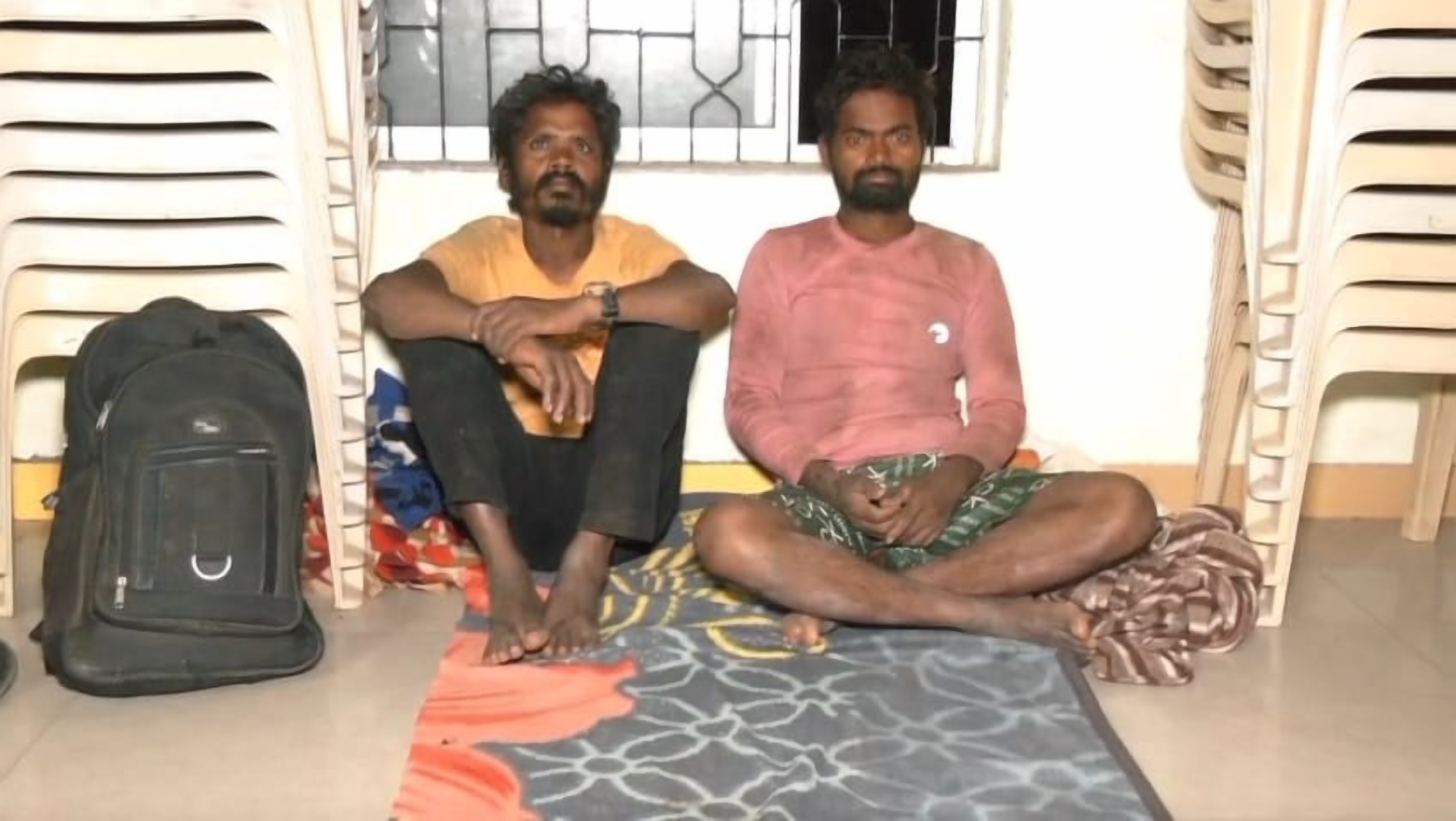 ರಕ್ಷಣೆ ಮಾಡಿರುವ ಕಾರ್ಮಿಕರನ್ನು ಹಾಸನದ ಅಂಬೇಡ್ಕರ್‌ ಭವನದಲ್ಲಿ ಇರಿಸಲಾಗಿದೆ.