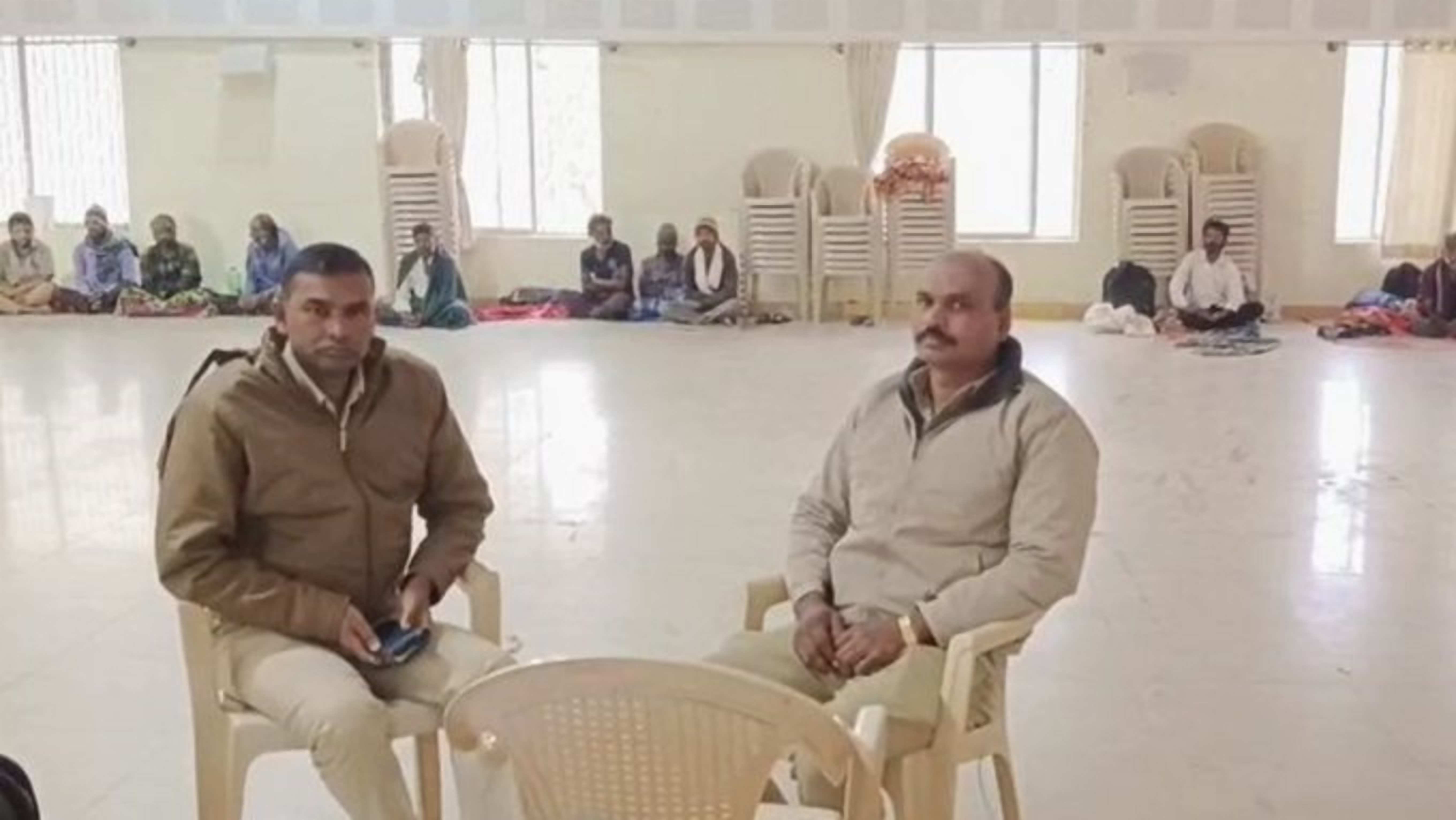 ರಕ್ಷಣೆ ಮಾಡಿರುವ ಕಾರ್ಮಿಕರನ್ನು ಹಾಸನದ ಅಂಬೇಡ್ಕರ್‌ ಭವನದಲ್ಲಿ ಇರಿಸಲಾಗಿದೆ.