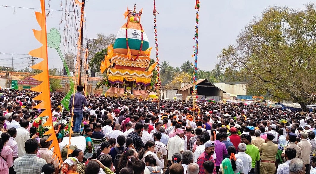 ಗುಬ್ಬಿ | ಅದ್ದೂರಿ ಗುಬ್ಬಿ ಚನ್ನಬಸವೇಶ್ವರ ರಥೋತ್ಸವ