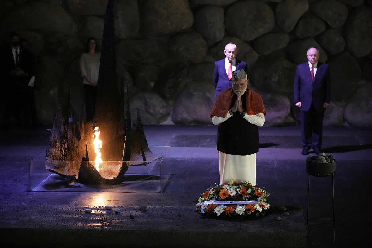 ಇಸ್ರೇಲ್‌: ಯದ್‌ ವಶೇಮ್ ಸ್ಮಾರಕ್ಕೆ ಮೋದಿ ಗೌರವ