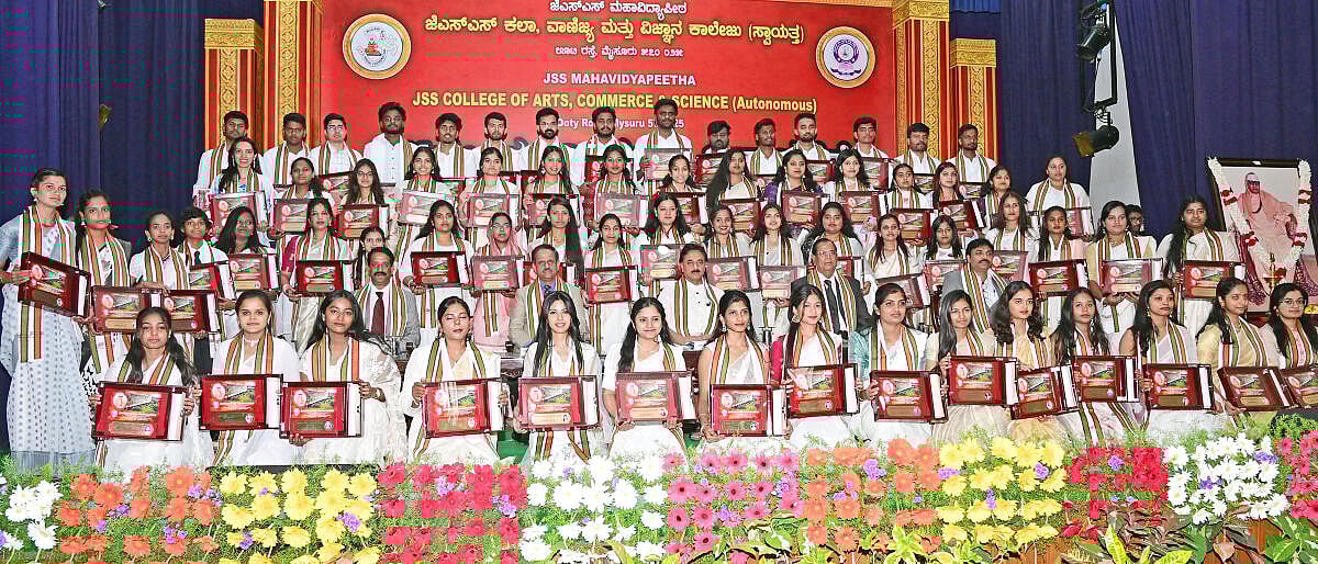 JSS ವಿಜ್ಞಾನ ವಿವಿ 8ನೇ ಘಟಿಕೋತ್ಸವ: ನಿರಂತರ ಓದು ಯಶಸ್ಸಿನ ಗುಟ್ಟು ಎಂದ ಜಯಶಂಕರ್