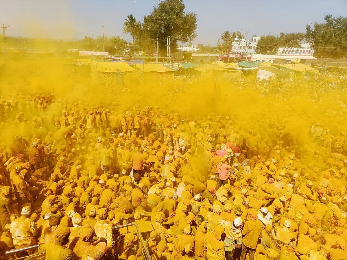 ಮಲಕಾರಿ, ಅರಣ್ಯಸಿದ್ದೇಶ್ವರ ಜಾತ್ರೆ ಸಂಪನ್ನ: ಭಂಡಾರದ ಹೊಳೆಯಲ್ಲಿ ಮಿಂದೆದ್ದ ಜನ