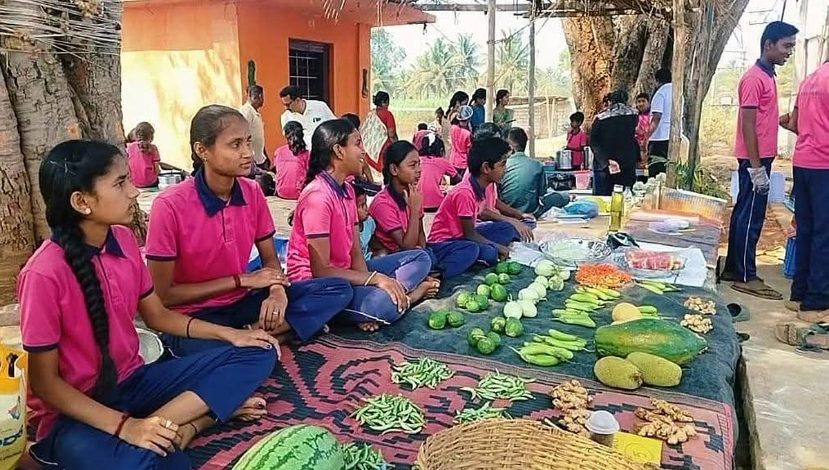 ಕಿಕ್ಕೇರಿ | ಕಾರಿಗಾನಹಳ್ಳಿ ಶಾಲೆಯಲ್ಲಿ ಮಕ್ಕಳ ಸಂತೆ